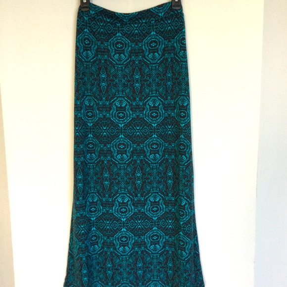 Ambiance Dresses & Skirts - Ambiance Apparel Maxi Skirt Elastic Waist SZ Small